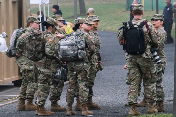 Travel Bans, Tests Development, and Navy Ships: How US Government Combats Coronavirus Pandemic Travel Bans, Tests Development, and Navy Ships: How US Government Combats Coronavirus Pandemic - Sputnik International