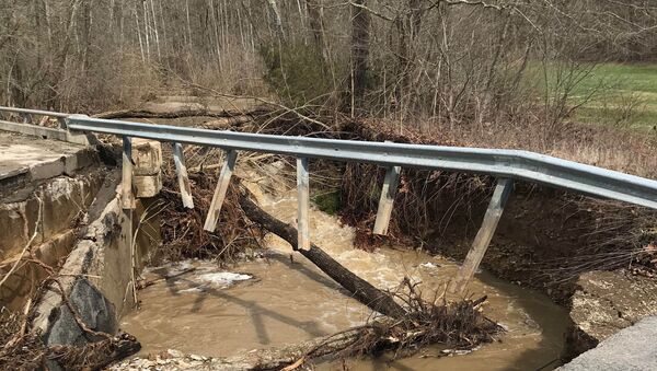 Washed out bridge along Sanes Creek in southeastern Indiana - Sputnik International