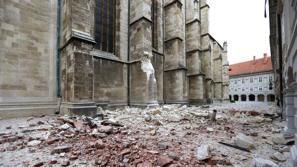 Damages on Zagreb's cathedral and debris are seen following an earthquake, in Zagreb, Croatia 22 March 2020. - Sputnik International