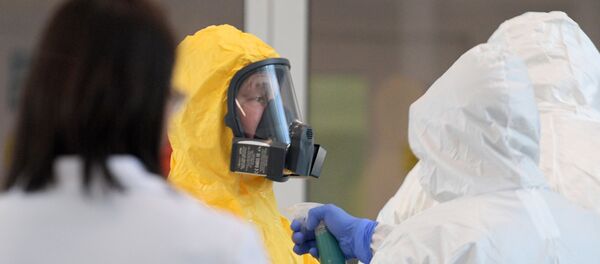 Russian President Vladimir Putin visits a hospital for coronavirus patients in Kommunarka, Moscow on Tuesday, 24 March 2020 Russian President Vladimir Putin visits a hospital for coronavirus patients in Kommunarka, Moscow on Tuesday, 24 March 2020 - Sputnik International