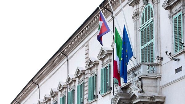 The Italian and EU flags fly at half mast as a sign of mourning for the victims of the coronavirus disease (COVID-19), at Palazzo del Quirinale, Rome, Italy 31 March 2020.  - Sputnik International