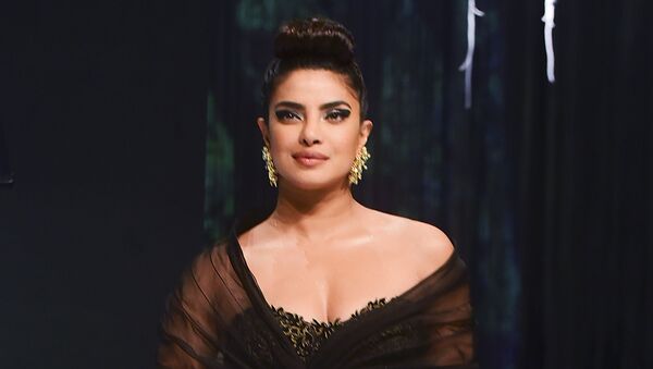 In this picture taken on February 22, 2020 Bollywood actress Priyanka Chopra Jonas poses for a picture during the 15th edition of the Blenders Pride Fashion Tour in Mumbai.  - Sputnik International