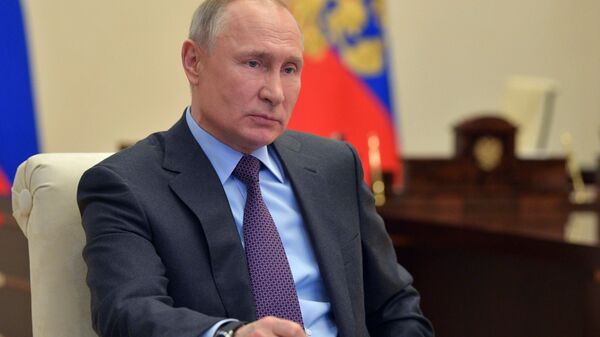 President Vladimir Putin chairs a meeting on the situation in world energy markets via videoconference. Friday, April 3, 2020. - Sputnik International