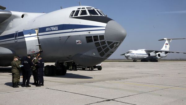 Russian military transport planes at Batajnica military airport near Belgrade - Sputnik International