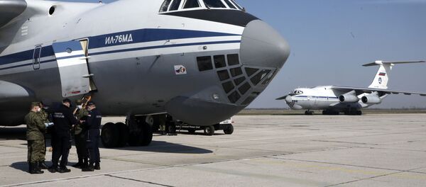 Russian military transport planes at Batajnica military airport near Belgrade - Sputnik International