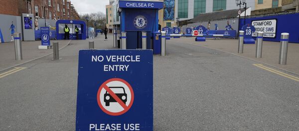 A sign at Chelsea's Stamford Bridge stadium, as the English Premier League is suspended until April 3, in London, Friday, March 13, 2020. A sign at Chelsea's Stamford Bridge stadium, as the English Premier League is suspended until April 3, in London, Friday, March 13, 2020. - Sputnik International