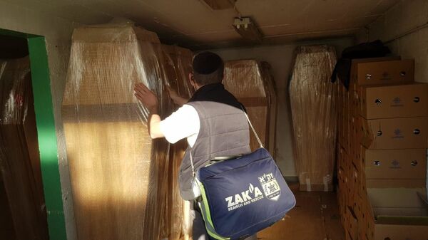 Unaware They Pose a Threat, Israel's Ultra-Orthodox Communities Contributed to Spread of COVID-19 - Sputnik International