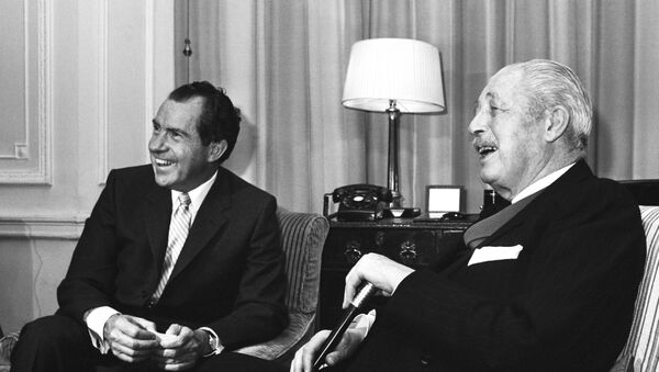Harold Macmillan with US President Richard Nixon - Sputnik International