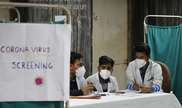 India's COVID-19 Frontline Warriors Caught Between Pandemic and Neglect India's COVID-19 Frontline Warriors Caught Between Pandemic and Neglect - Sputnik International