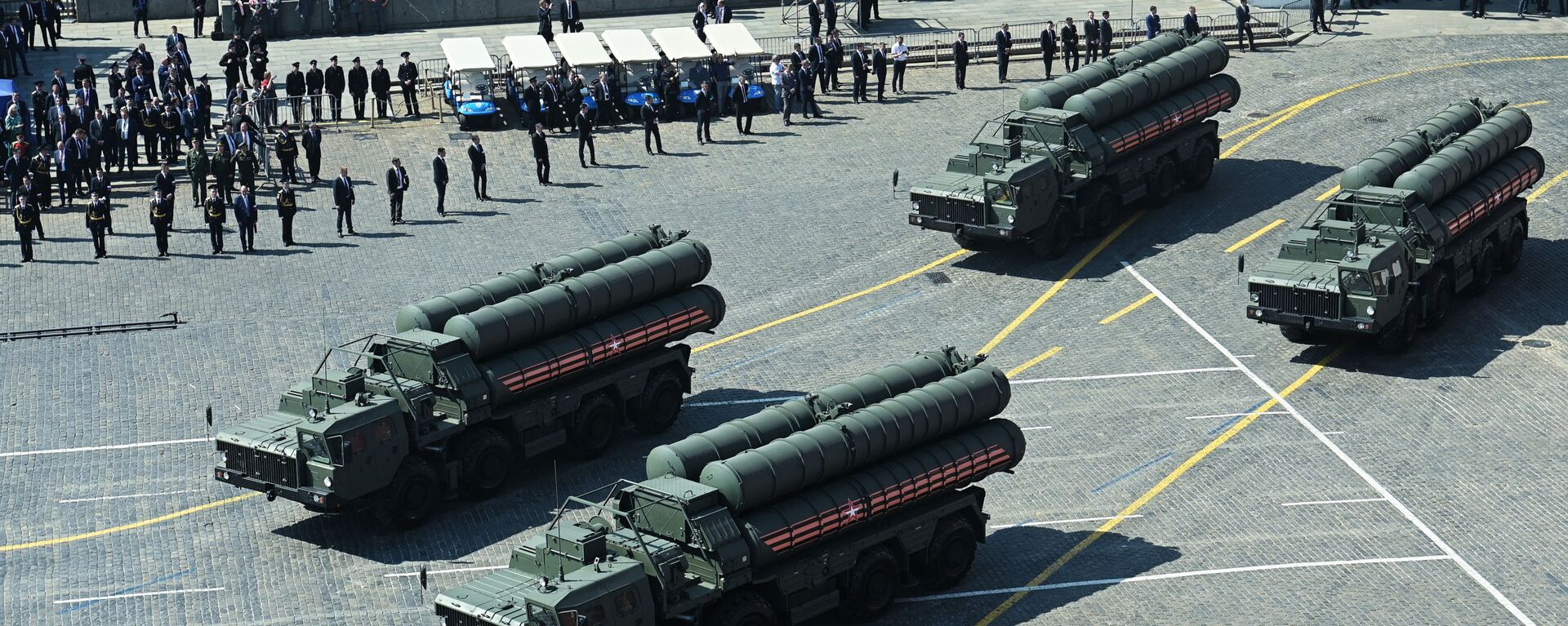 S-400 missile defence systems at the repetition of the Victory Day Parade, May 2019. - Sputnik International, 1920, 19.03.2021