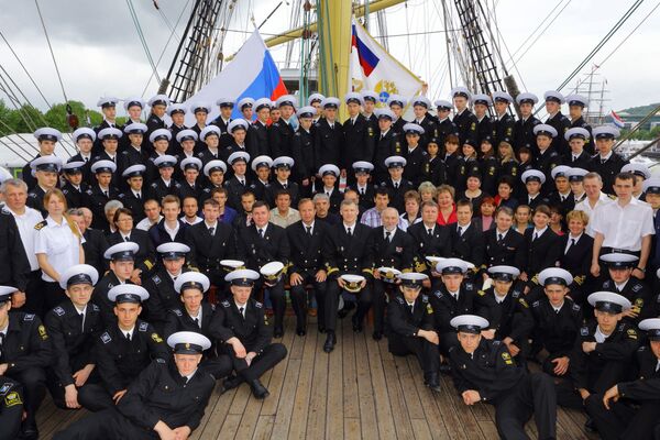 Russian Sailors Give Tips How to Deal With Self-Isolation Challenges Amid Coronavirus - Sputnik International