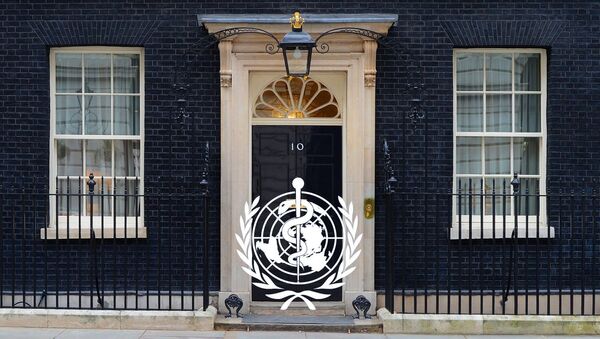 Number 10 Downing Street with WHO logo - Sputnik International