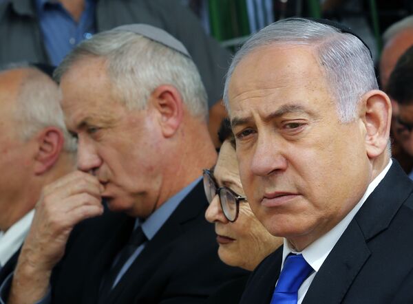 Clock's Ticking on Netanyahu & Gantz to Form Government: If They Fail, Knesset to Disperse on 7 May - Sputnik International