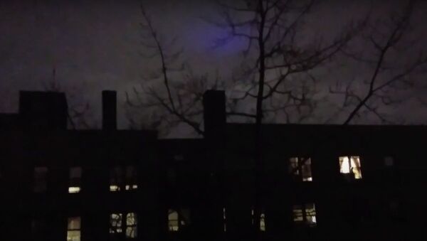 Strange purple thing in the sky!What's going on?This is so cool! - Sputnik International