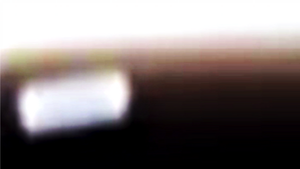 Screenshot of alleged 'UFO object' caught on NASA live cam, April 2020 - Sputnik International