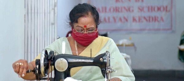 I salute our First Lady, Smt Savita Kovind, who dedicated her time to stitch masks for the needy & set a worthy example of leadership in difficult times I salute our First Lady, Smt Savita Kovind, who dedicated her time to stitch masks for the needy & set a worthy example of leadership in difficult times - Sputnik International