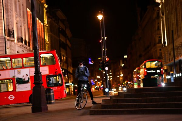 No-Deal Brexit Would Be Extra Shock in Addition to COVID-19, But UK to Suffer Most - French Minister - Sputnik International