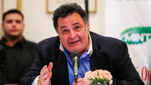  Bollywood actor Rishi Kapoor answers questions during a news conference discussing his new film Besharam in New York, September 23, 2013 - Sputnik International