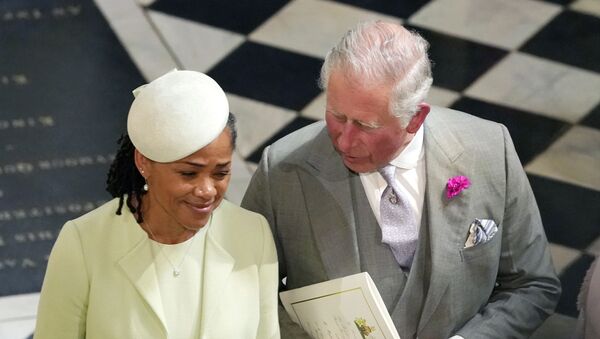Doria Ragland - the Duchess of Sussex's mother speaks to Prince Charles during the royal wedding in 2018 - Sputnik International