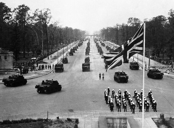 VE Day 75: Why Eisenhower Overruled the British and Let the Red Army Win the Race to Berlin in 1945 VE Day 75: Why Eisenhower Overruled the British and Let the Red Army Win the Race to Berlin in 1945 - Sputnik International