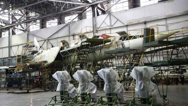 Construction of a long-range supersonic missile bomber Tu-22M3 at the Kazan Aircraft Plant - Sputnik International