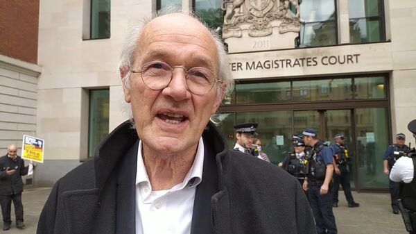 John Shipton outside of Westminster Mags Court - Sputnik International