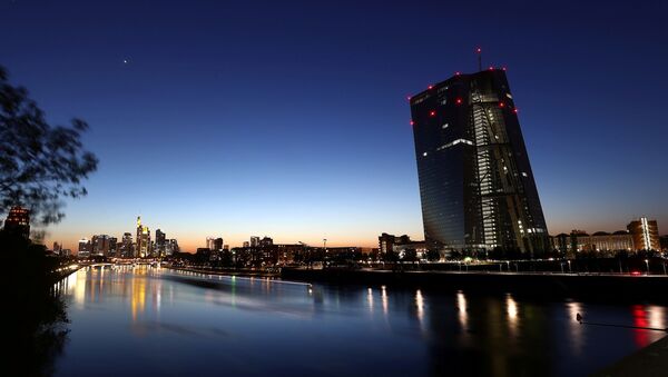 The head quarter of the European central bank (ECB,R) is photographed during sunset in Frankfurt, Germany, April 22, 2020, as the spread of the coronavirus disease (COVID-19) continues - Sputnik International