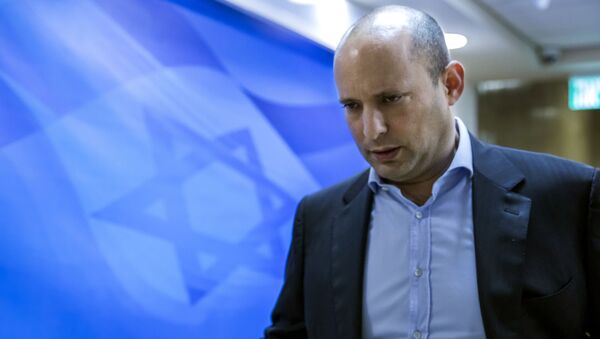 Israeli Minister of Education Naftali Bennett, the  leader of the religious  Jewish Home party, arrives for a weekly cabinet meeting in Jerusalem, 4 February 2018 - Sputnik International