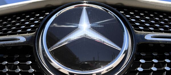  The Mercedes-Benz logo is seen near the Daimler headquarters, as the spread of the coronavirus disease (COVID-19) continues in Stuttgart, Germany, April 22, 2020. REUTERS - Sputnik International