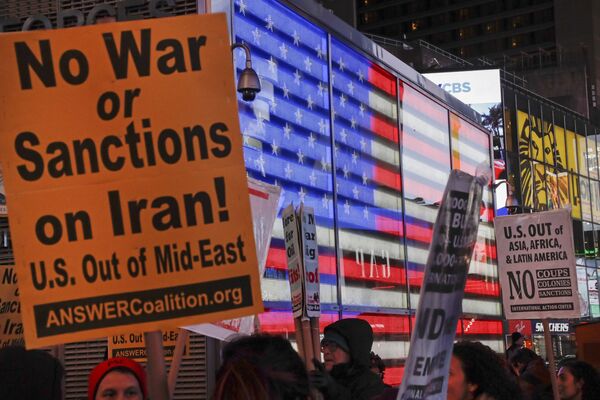 Trump Sought Ways to Attack Iran's 'Main Nuclear Site' in 'Coming Weeks', Report Claims Trump Sought Ways to Attack Iran's 'Main Nuclear Site' in 'Coming Weeks', Report Claims - Sputnik International