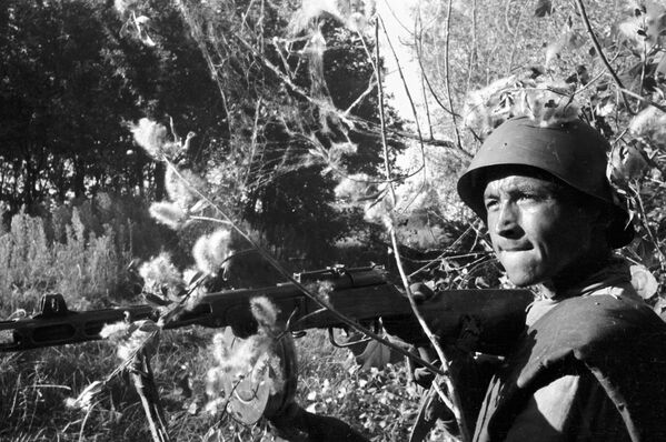 Soldier Toili Atajanov during a battle on the outskirts of Stalingrad - Sputnik International