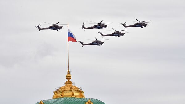 Mi-28 Helicopters Flying Over Moscow During the Victory Day Parade  - Sputnik International