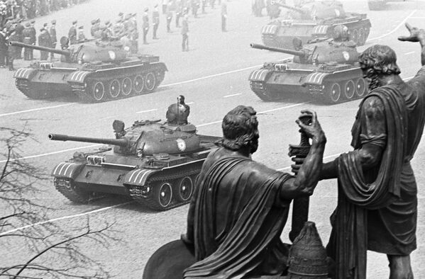 Protecting the Peace: Best Photos From WWII Victory Celebrations Through the Ages - Sputnik International