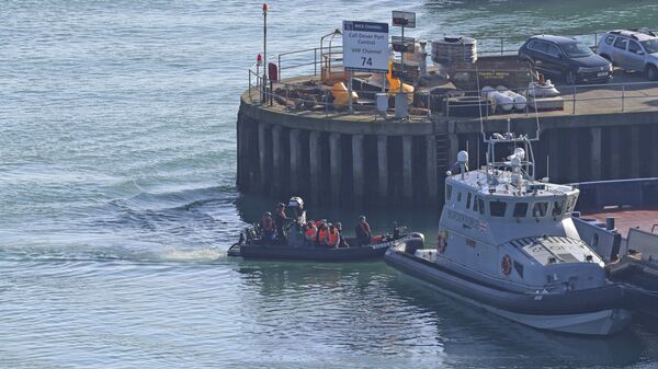 A Border Force boat returns to Dover, Kent, England - Sputnik International