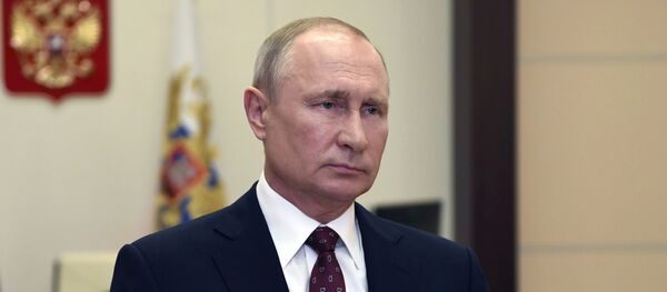 Russian President Vladimir Putin congratulates graduates of higher military educational institutions of Russia on the 75th anniversary of Victory in the Great Patriotic War. Russian President Vladimir Putin congratulates graduates of higher military educational institutions of Russia on the 75th anniversary of Victory in the Great Patriotic War. - Sputnik International