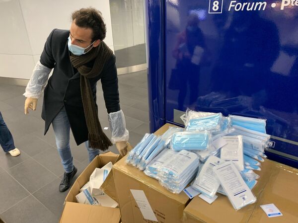 As Unemployment in France Soars Amid COVID-19, What Industries Feel Abandoned by the Government? - Sputnik International