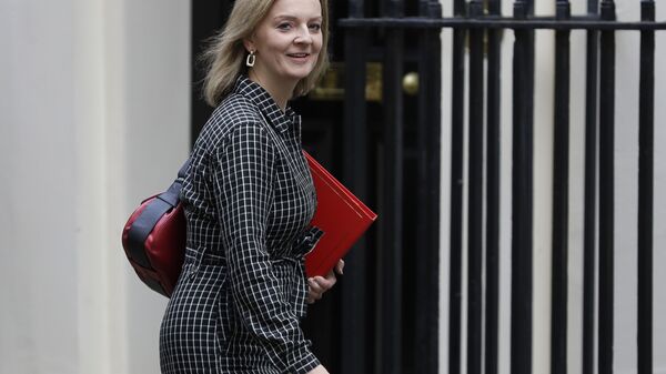 Britain's Secretary of State for International Trade Elizabeth Truss arrives for a Cabinet meeting at 10 Downing Street in London, Wednesday, Oct. 16, 2019 - Sputnik International