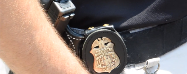 Badge on a FBI agent - Sputnik International