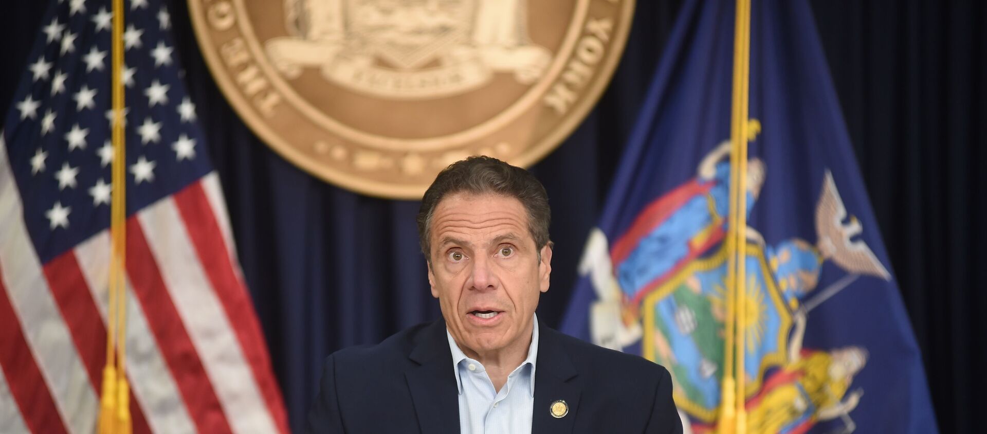 New York Gov. Andrew Cuomo briefs the media during a coronavirus news conference at his office in New York City, Saturday, May 9, 2020 - Sputnik International, 1920, 17.02.2021