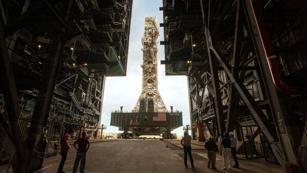 The Artemis launch tower at the Kennedy Space Centre in Cape Canaveral, Florida - Sputnik International