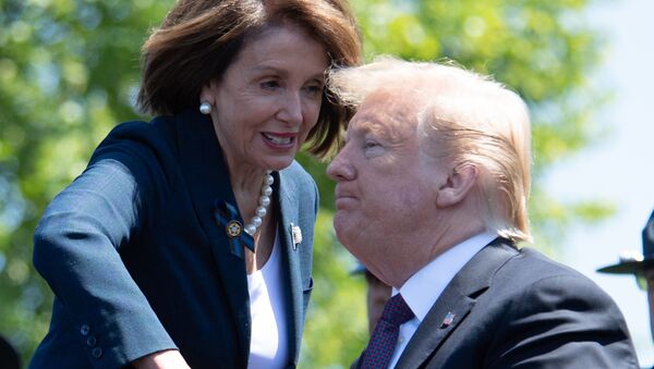 Donald Trump and Nancy Pelosi - Sputnik International