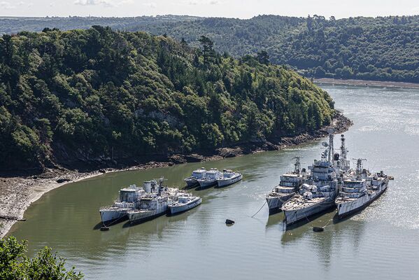 View of several written-off French warships discovered by photographer Bob Thissen - Sputnik International