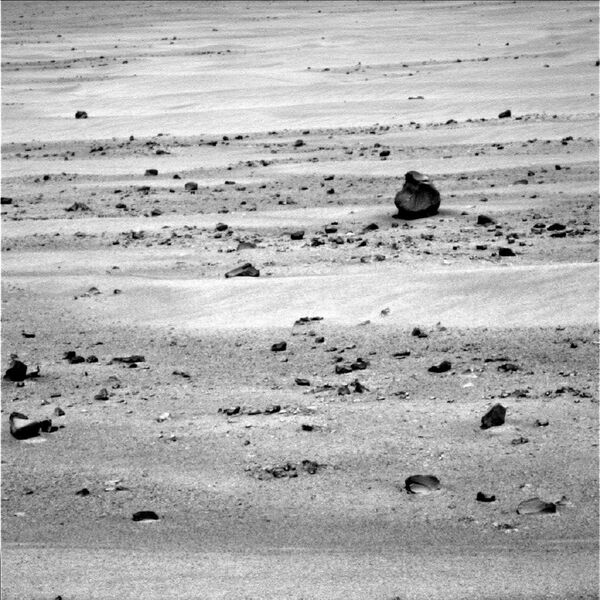 'Alien Gun' on Mars: UFO Hunter Suggests New Challenge for Elon Musk 'Alien Gun' on Mars: UFO Hunter Suggests New Challenge for Elon Musk - Sputnik International