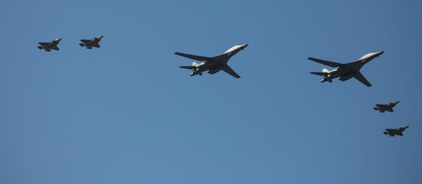 Pentagon ‘Resetting’ Aging Lancer Bomber as Missile Platform for Pacific Power Projection Pentagon ‘Resetting’ Aging Lancer Bomber as Missile Platform for Pacific Power Projection - Sputnik International