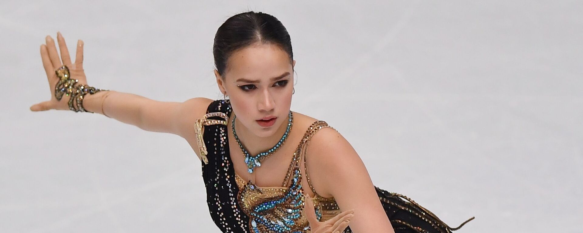 Beauty, Grace and Youth: Meet Russia's Gold-Winning Figure Skating Treasure Alina Zagitova - Sputnik International, 1920, 25.05.2020