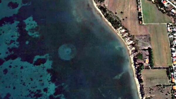 Fleet of UFOs Underwater Off Greece Coastline, Google Earth - Sputnik International