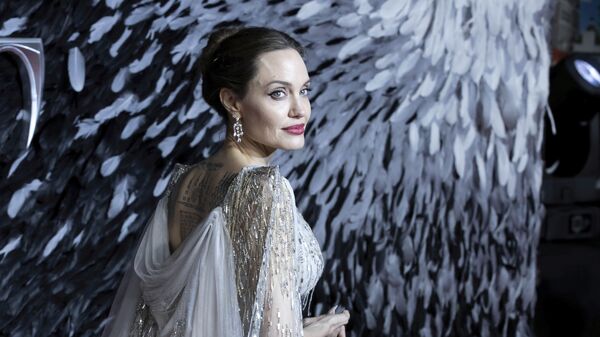 Angelina Jolie - Sputnik International