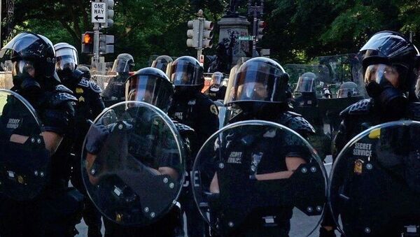 US Riot Police in Washington During Floyd Protests - Sputnik International