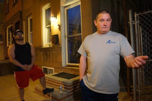 Philadelphia Self-Defence Squad Under Fire for 'Scaring' Protesters Philadelphia Self-Defence Squad Under Fire for 'Scaring' Protesters - Sputnik International