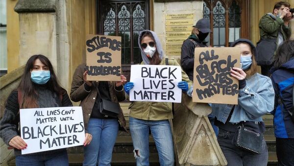 'Black Lives Matter' Protesters in London on 6 June 2020 - Sputnik International